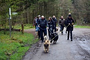 Los gehts zum Hundewald,
